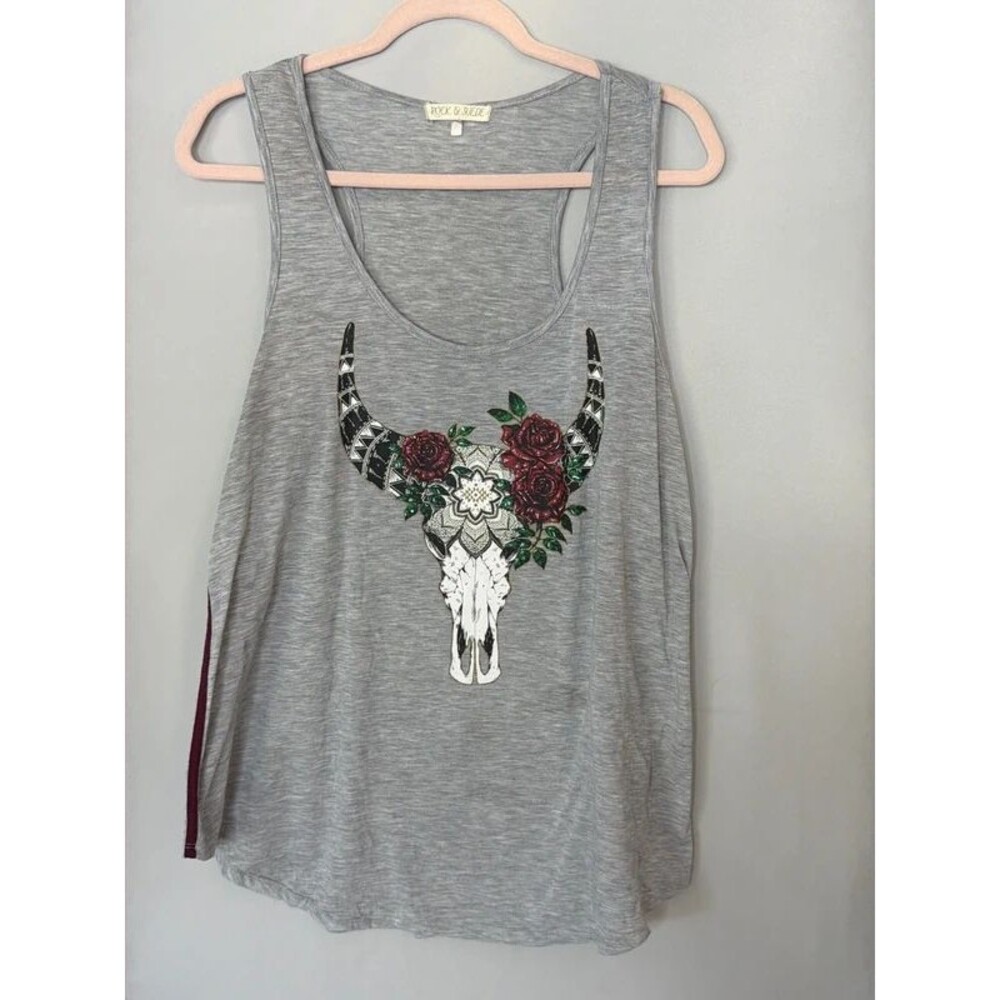 rock and suede steer skull graphic tank size tag cut